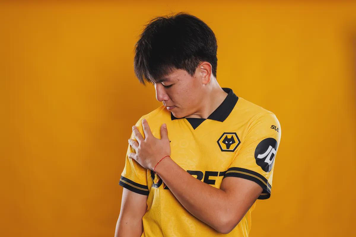 体育平台-冬窗绝杀！徐彬死而复生租借英甲，2小时双城狂奔上演生死时速！