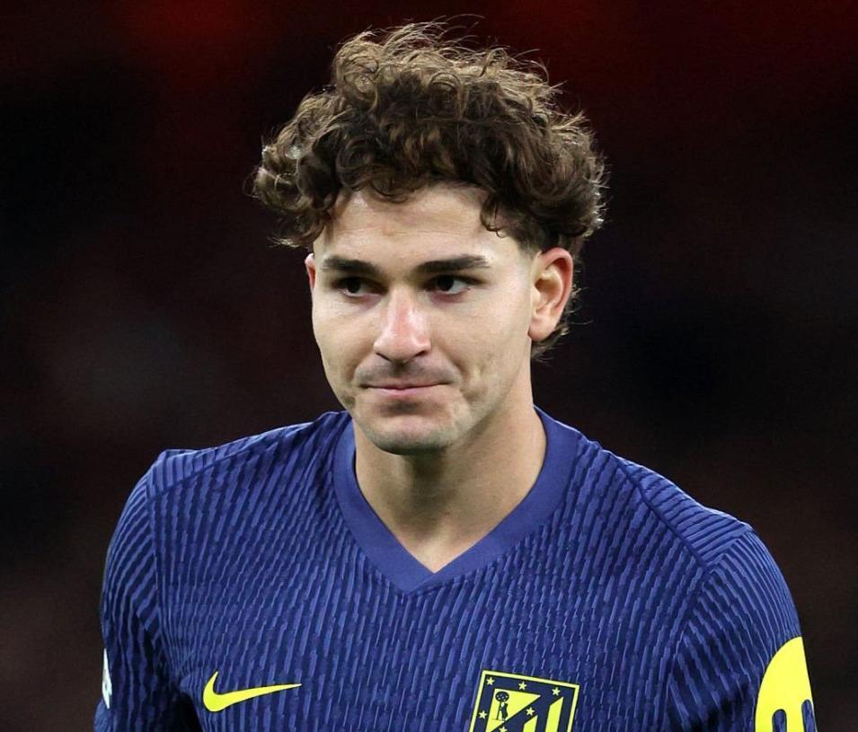 官方入口-11球5助攻!曝阿尔瓦雷斯主动示好巴萨,小蜘蛛为啥不想去阿森纳