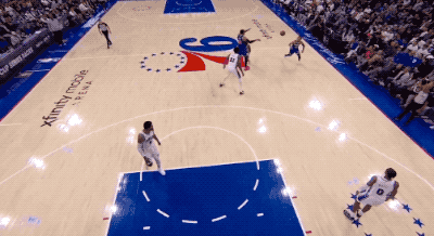 嚯！4-0了？近现代史第1人！阿治牛X了！单节15分啊|尼克斯|费城|布伦森|76人|保罗·乔治_新浪体育_新浪新闻